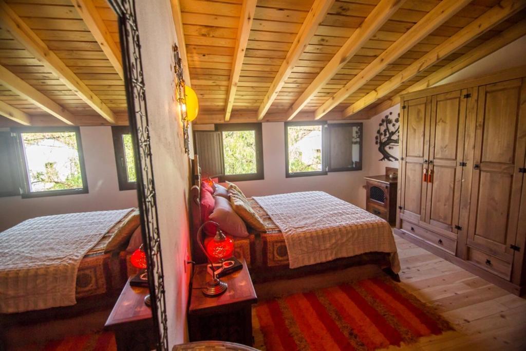 Casa Con Encanto En Alajar Ngoại thất bức ảnh